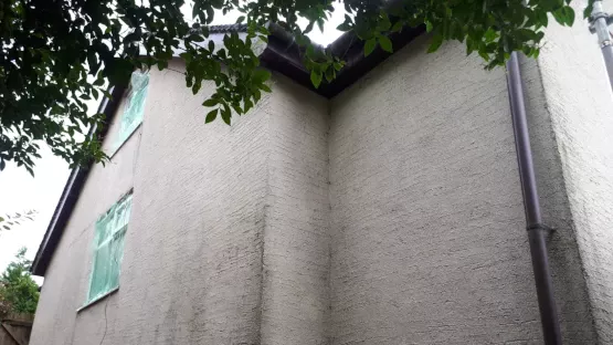 Chorley K-Rend & Lime Strap Pointing: Prepping for new K-Rend Finish